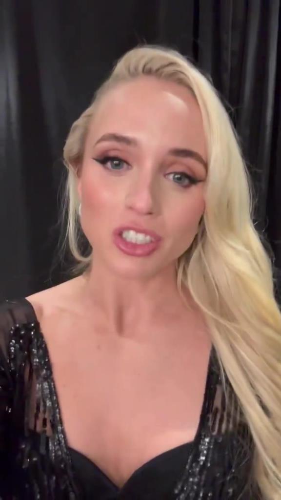 這么甜美的長(zhǎng)相，要是不跟你說(shuō)，你都不知道她也是籃球遠(yuǎn)動(dòng)員