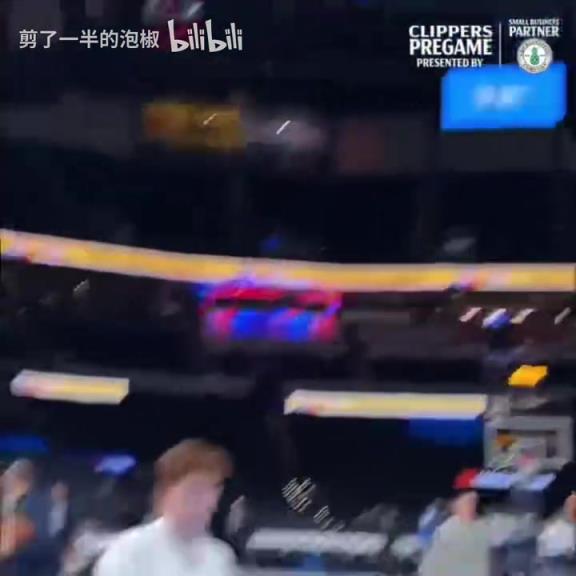 寶藏球員！你覺(jué)得小瓊斯能延續(xù)去年季后賽的亮眼表現(xiàn)嗎？