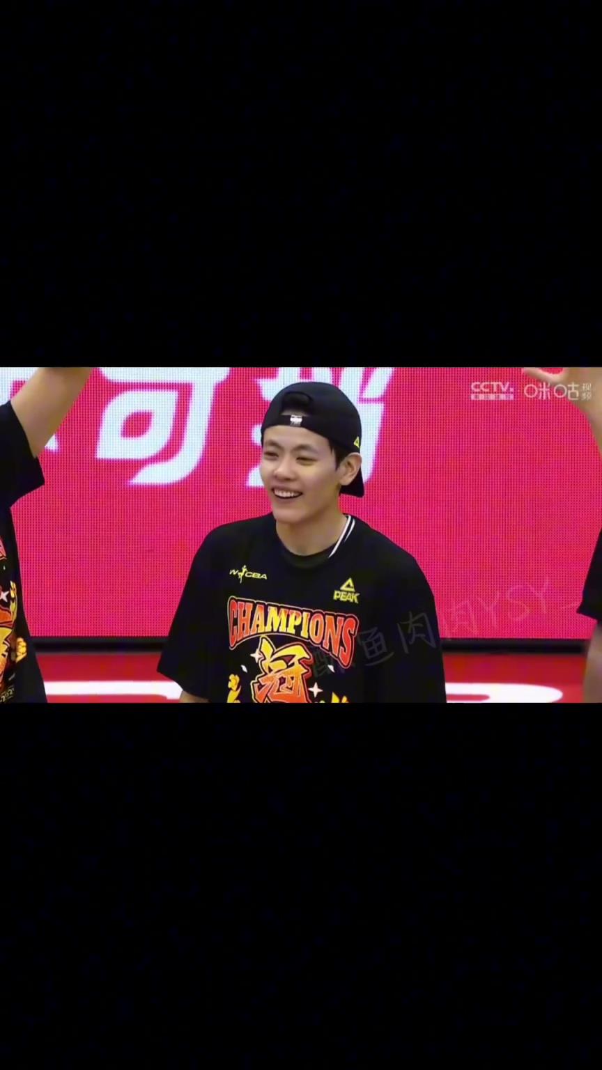 以小搏大以弱勝?gòu)?qiáng) ；從不被看好，到站到最高的領(lǐng)獎(jiǎng)臺(tái)...